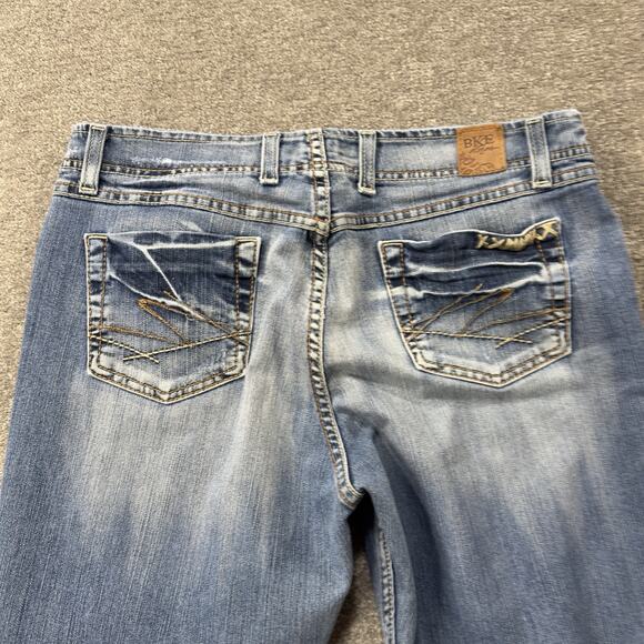 BKE Wendi Bootcut Medium Wash Stretch Denim Jeans Womens 33x29 Classic Fit Y2K - Picture 9 of 9